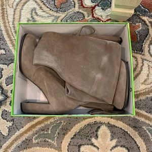 Stuart Weitzman Highland over the knee boot Taupe